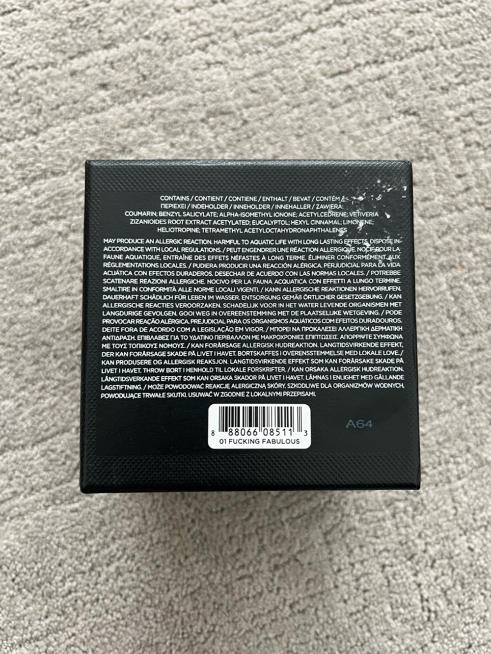 Tom Ford Black Candle with White Label - Picture 15 of 16